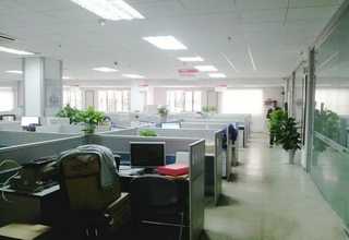 新吴区迈巴赫商务车租赁信用分免押金